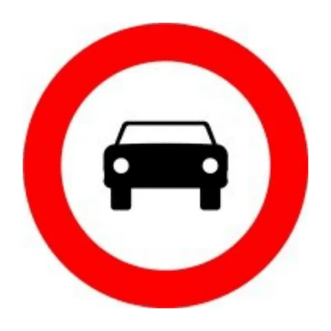 Señal R-103: Entrada prohibida a vehículos de motor, excepto motocicletas de dos ruedas